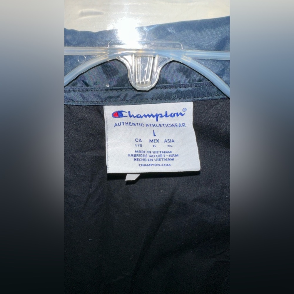 Champion jacket - Picture 2 of 4
